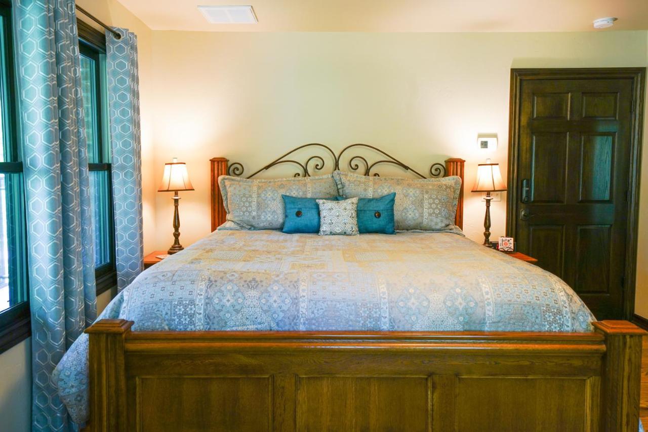 Hidden Meadows Bed And Breakfast สติลวอเตอร์ ภายนอก รูปภาพ